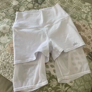 Alo shorts